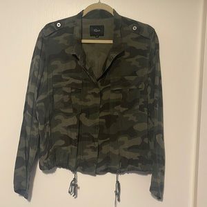 Camo shirt jacket